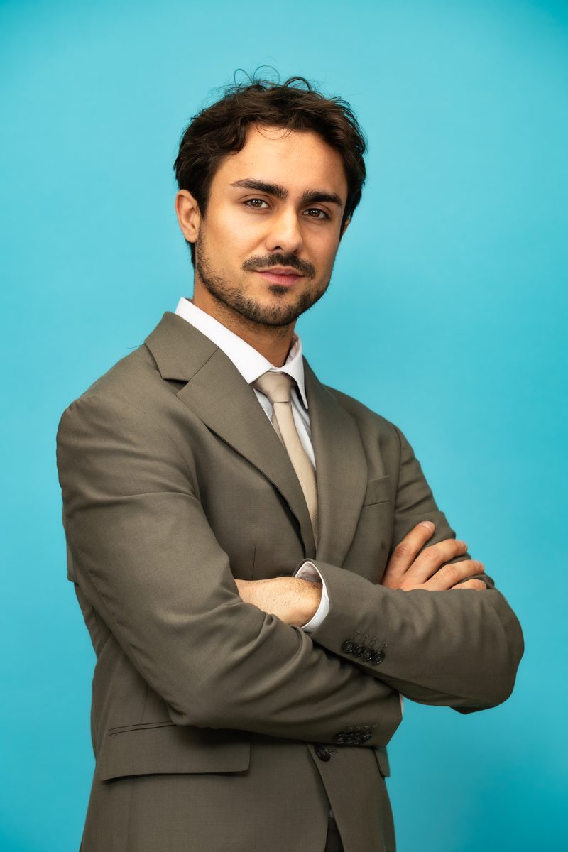 Alex — Acteur professionnel Convert+