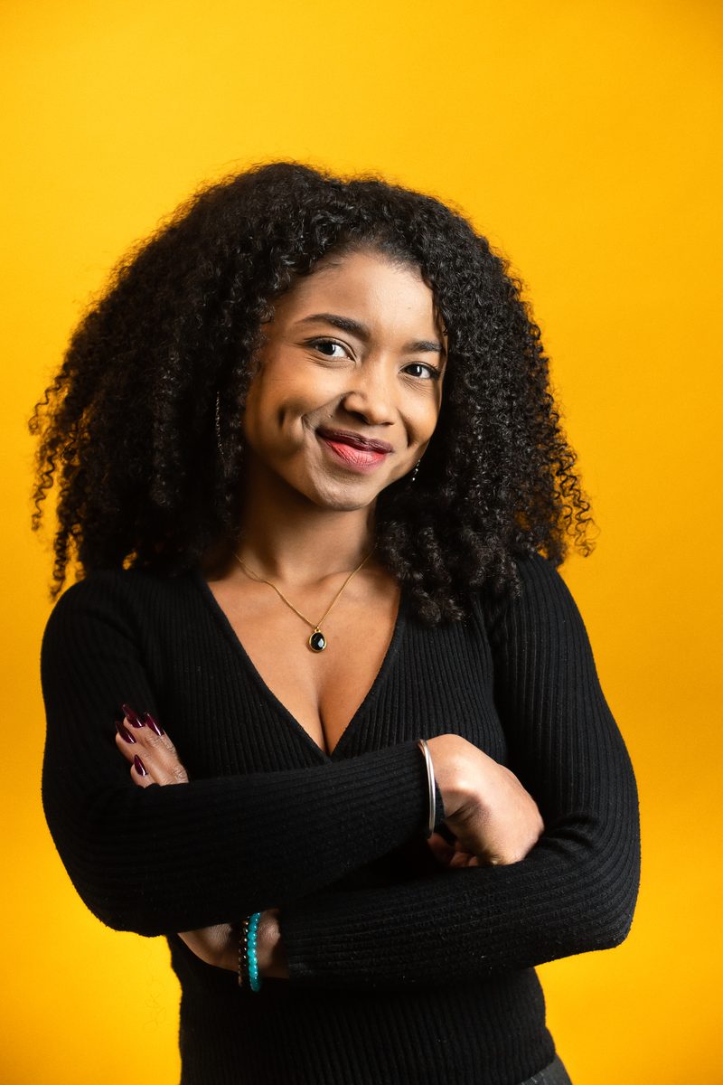 Naya — Actrice Convert+